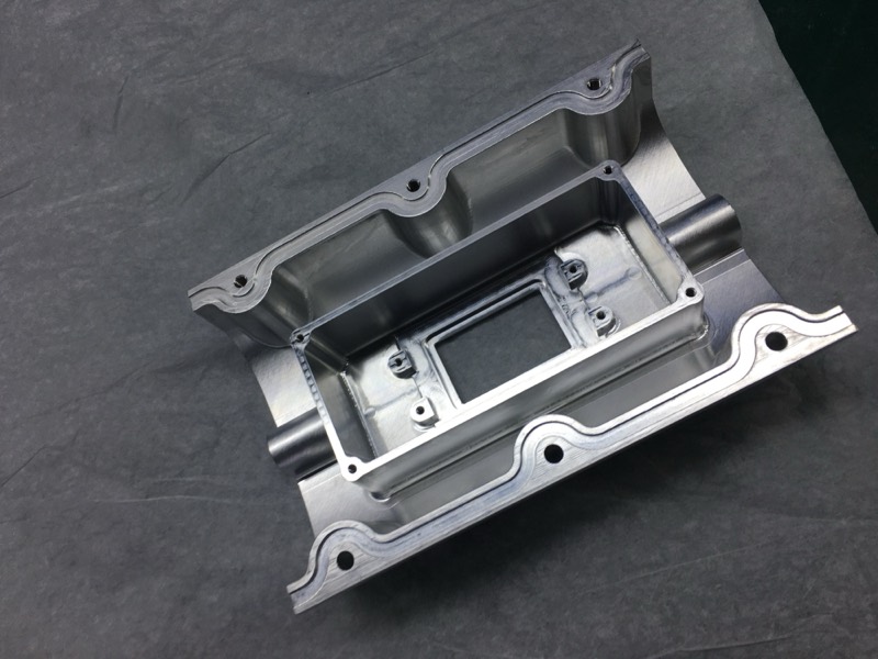 CNC-milled aluminium housing with deep pockets and sealing grooves — Part manufactured by INNOPRODUCT World