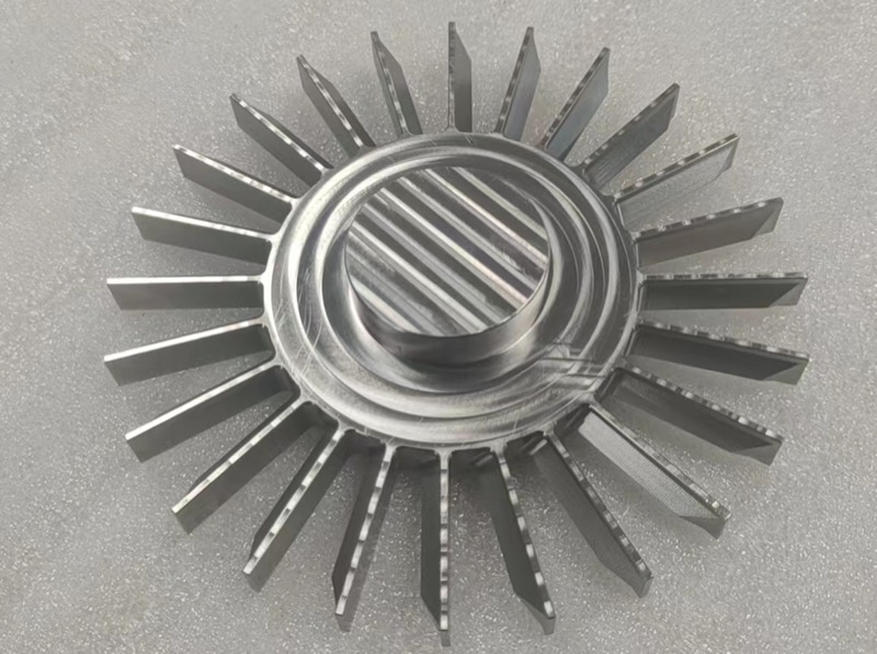 CNC-machined radial-fin aluminium heatsink — CNC machining