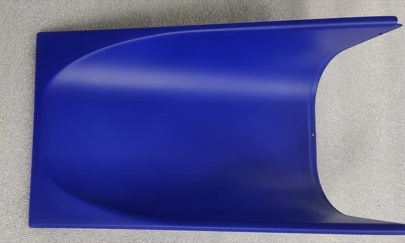 Large blue painted vacuum-cast PU shell — Vacuum casting